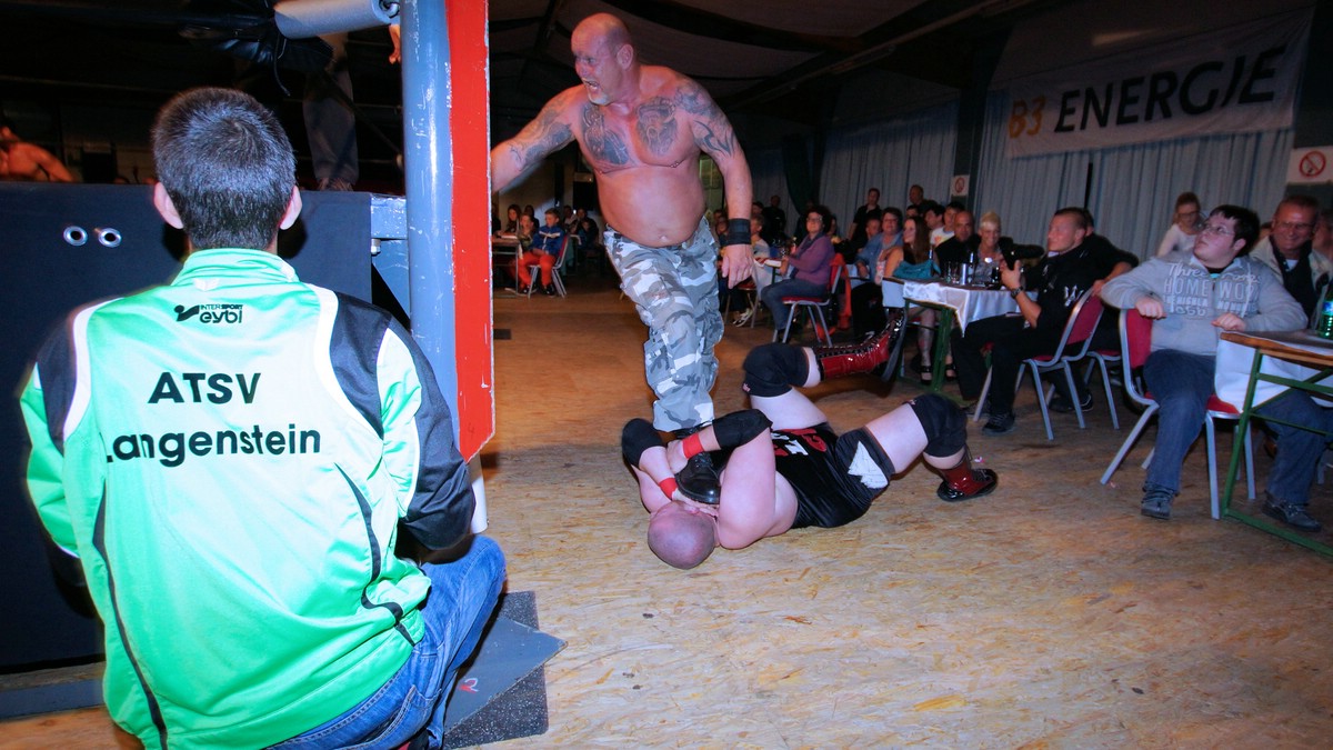 O Fotomagazin / European Wrestling Association Fight Night in Langenstein 2013